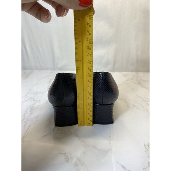 STUART WEITZMAN Pumps Heels Grainy Leather Navy Blue Low Heel 6B - Picture 6 of 10